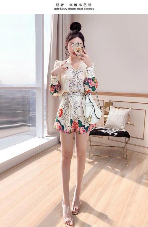 Set Lụa Cổ Tim Tay Phồng- SB51