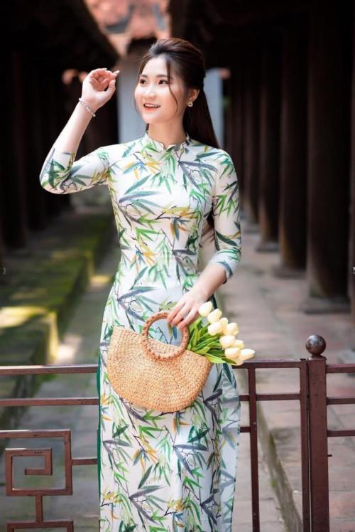 SET ÁO DÀI TRUYỀN THỐNG HỌA TIẾT LÁ TRE IN 6D-AV410